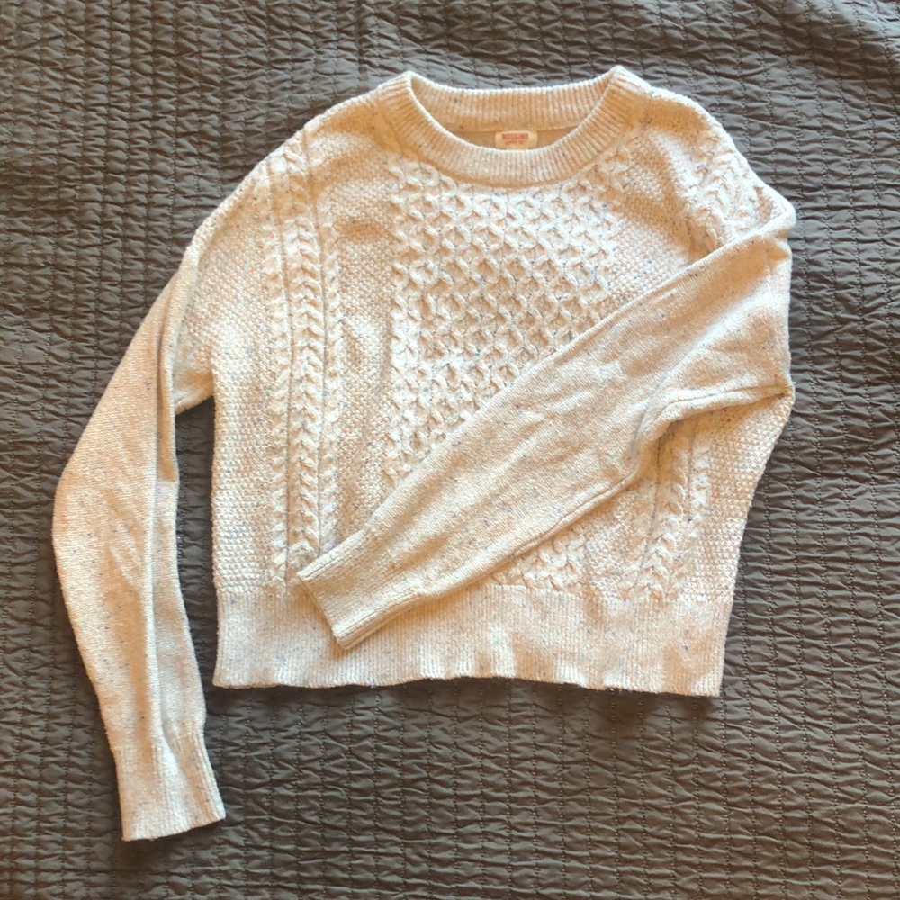 Cropped Cream Sweater - Picture 2 of 5